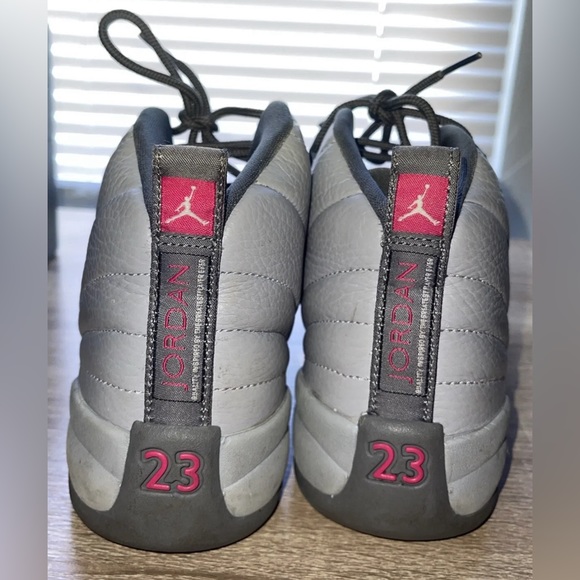 Jordan 12 Wolf Grey Vivid Pink Retro XII RARE 510815-029 Size 6.5 - Picture 5 of 9